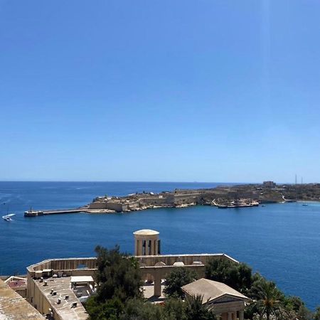 Superb 3 Bedroom Apartment In Valletta Exterior foto