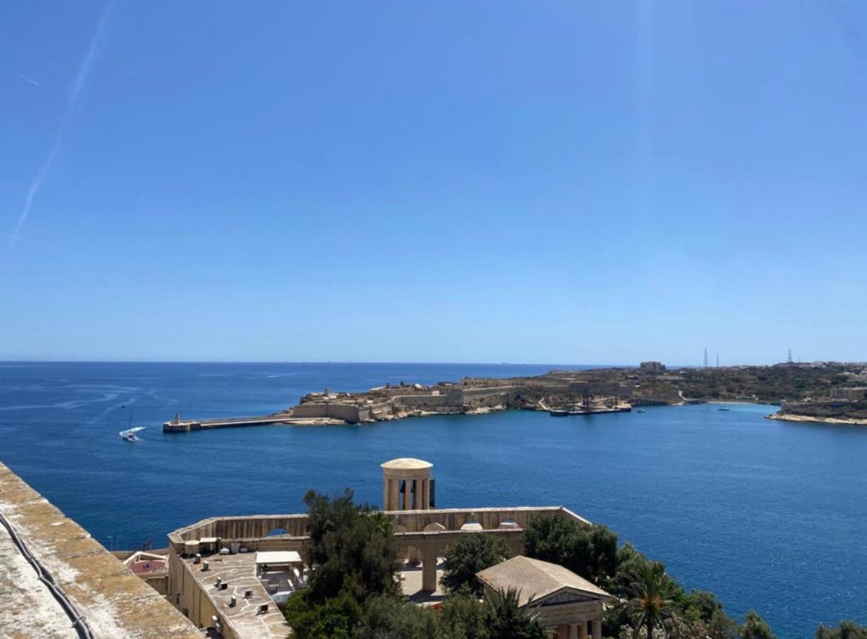 Superb 3 Bedroom Apartment In Valletta Exterior foto