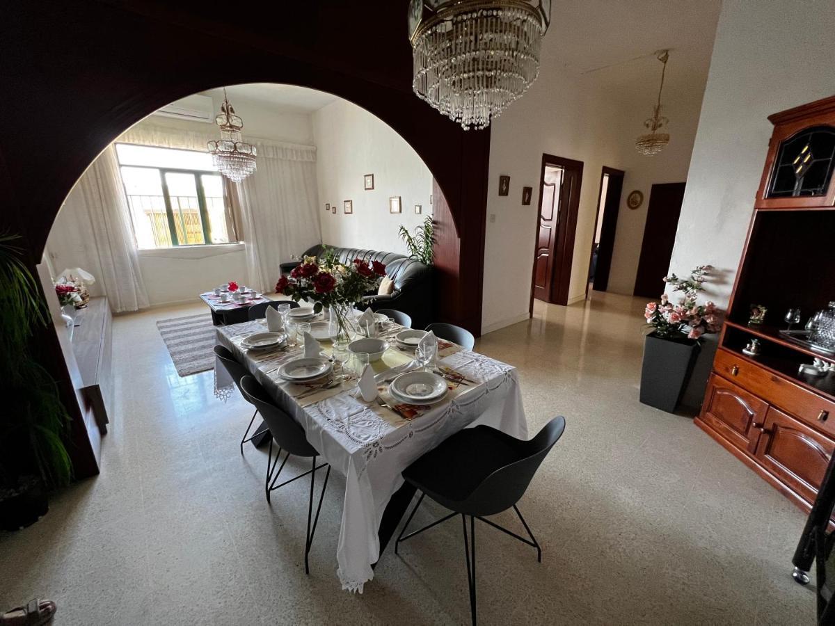 Superb 3 Bedroom Apartment In Valletta Exterior foto